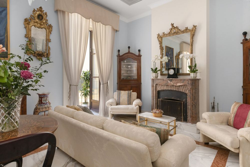 The Lounge